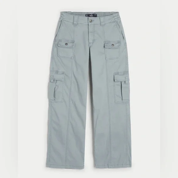 Hollister Women’s Light Gray Low-Rise Baggy Cargo Pants Sz 4R - Picture 1 of 16